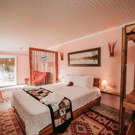 Begonvilla Bungalows *